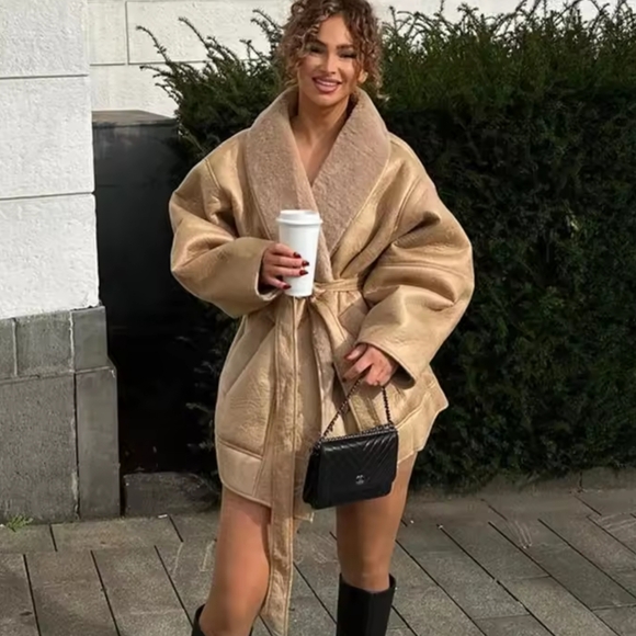 Winter Thick Plush Women PU Leather Jackets With Belts - Picture 2 of 10